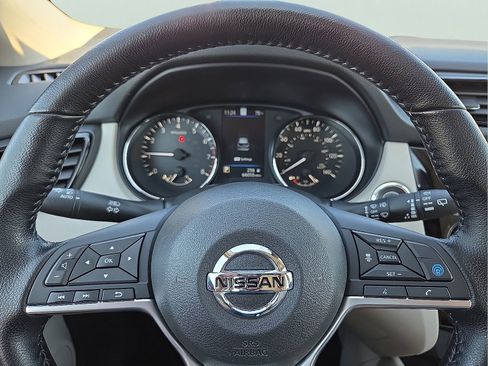 Used 2022 Nissan Rogue Sport SL image 24