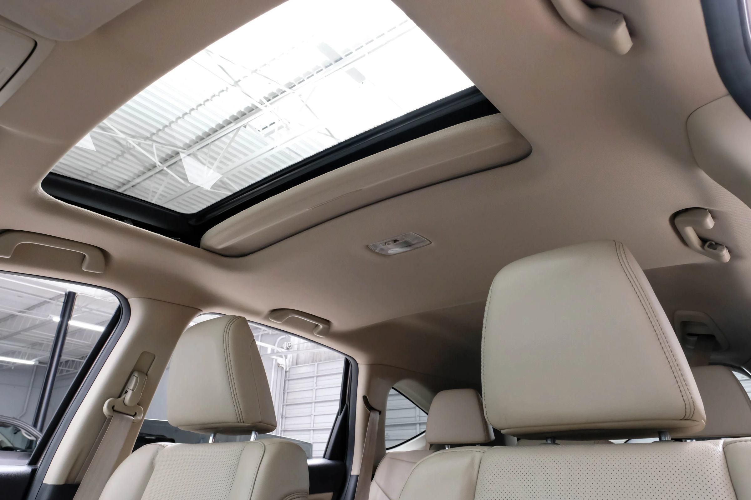 Used 2016 Honda CR-V EX-L image 4