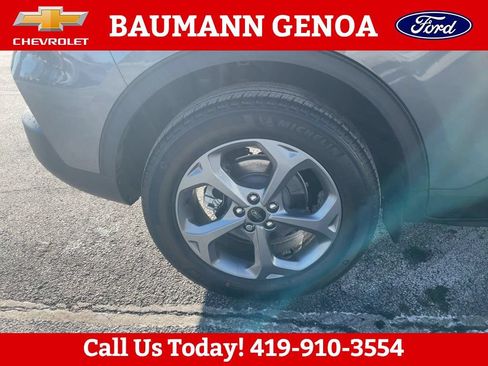 Used 2026 Ford Escape ST-Line w/ Cold Weather Package AWD/4WD image 27