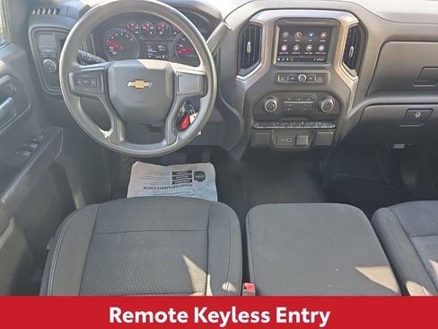 Used 2021 Chevrolet Silverado 1500 Custom image 15