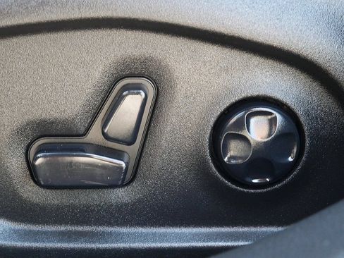 Used 2020 Jeep Renegade Limited AWD/4WD image 13