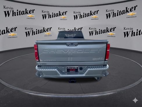 Certified 2025 Chevrolet Silverado 2500 High Country w/ High Country Premium Package AWD/4WD image 8