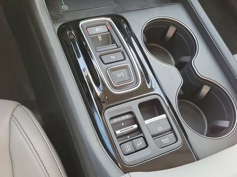 Certified 2024 Honda Pilot EX-L image 31