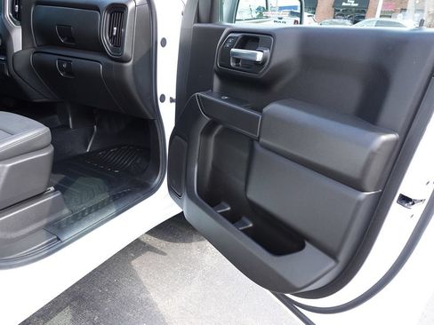 Used 2024 Chevrolet Silverado 1500 W/T w/ WT Value Package AWD/4WD image 30