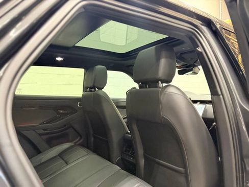 Used 2025 Land Rover Range Rover Evoque Dynamic SE image 40