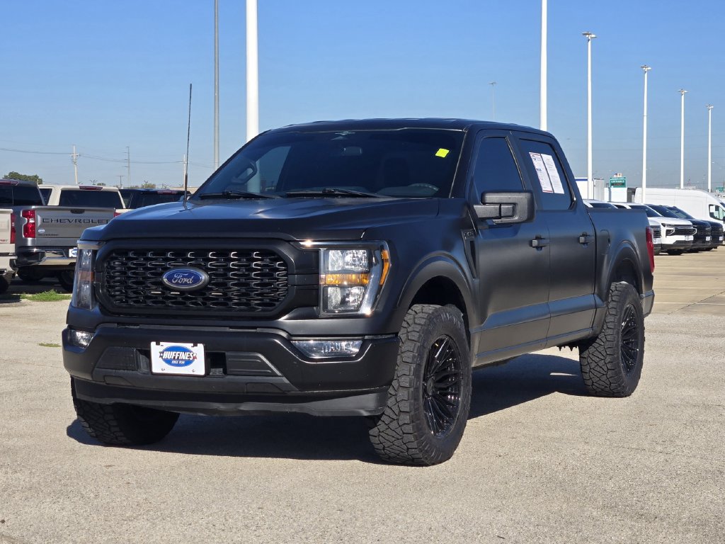 Used 2023 Ford F150 XL w/ STX Appearance Package RWD image 3