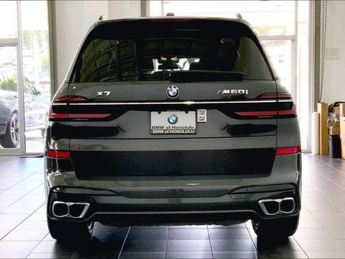 Used 2024 BMW X7 M60i AWD/4WD image 4