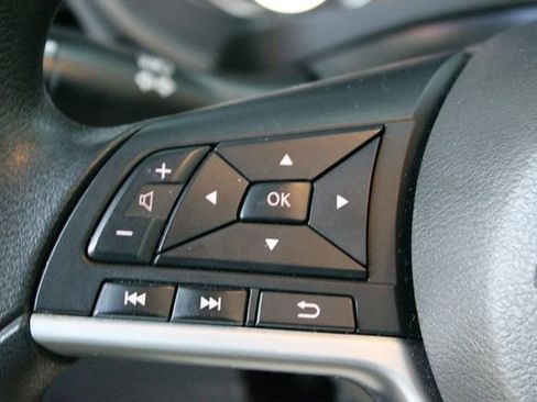 Used 2021 Nissan Altima 2.5 S AWD/4WD image 16