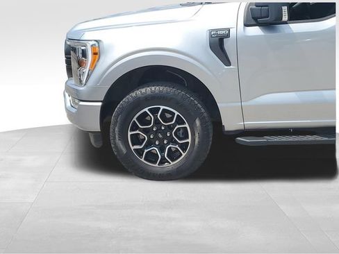 Used 2022 Ford F150 XLT w/ Equipment Group 302A High AWD/4WD image 8