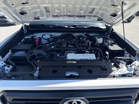 Used 2024 Toyota Tacoma SR RWD image 28