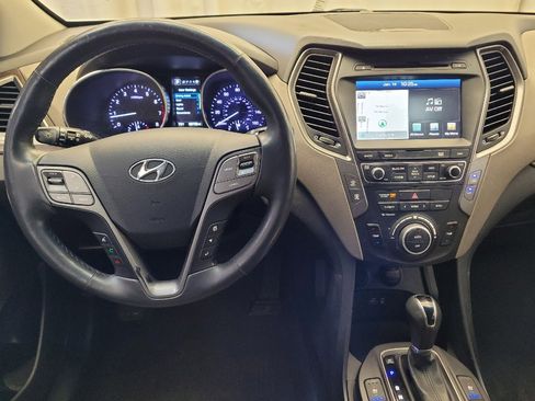 Used 2017 Hyundai Santa Fe Sport image 22