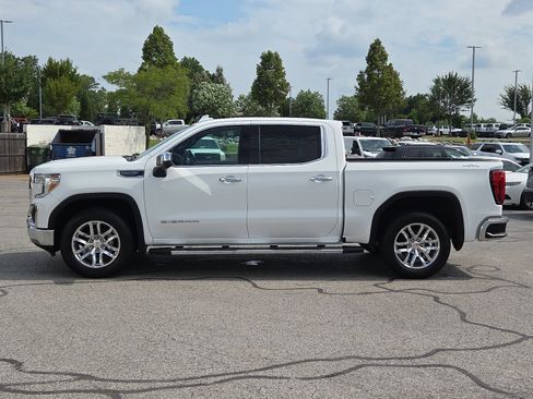 Used 2021 GMC Sierra 1500 SLT w/ Driver Alert Package I AWD/4WD image 2