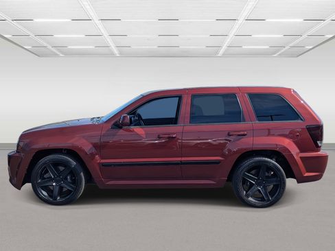Used 2007 Jeep Grand Cherokee SRT8 w/ SRT Option Group I image 2