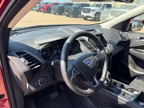 Used 2018 Ford Escape Titanium w/ Ford Safe & Smart Package FWD image 12