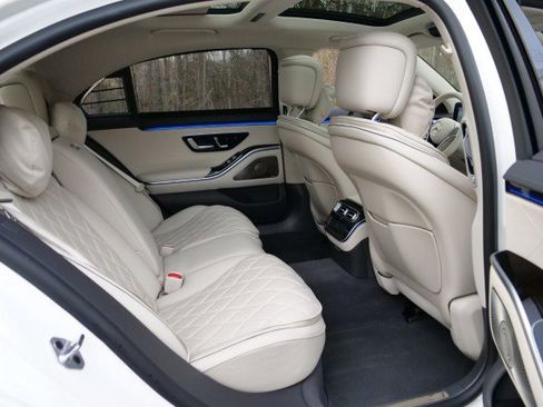 Used 2023 Mercedes-Benz S 580 4MATIC Sedan image 50