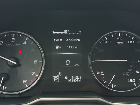 Certified 2025 Subaru Outback Onyx Edition AWD/4WD image 14
