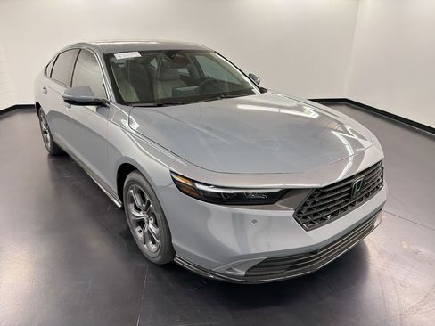 New 2026 Honda Accord EX-L image 7