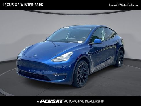 Used 2023 Tesla Model Y Long Range AWD/4WD image 1