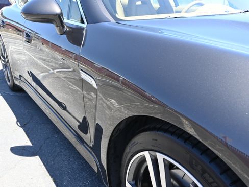Used 2011 Porsche Panamera S RWD image 23