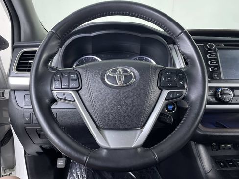 Used 2019 Toyota Highlander Limited AWD/4WD image 13