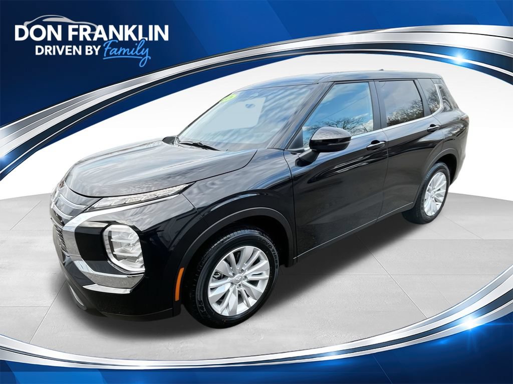 New 2026 Mitsubishi Outlander ES FWD 360° Tour