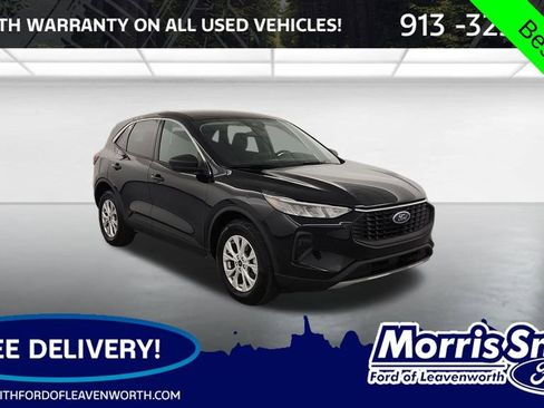 Used 2023 Ford Escape Active image 1