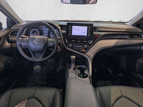 Used 2023 Toyota Camry SE FWD image 16