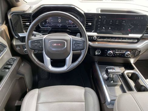 Used 2024 GMC Sierra 1500 SLT w/ SLT Convenience Package AWD/4WD image 9