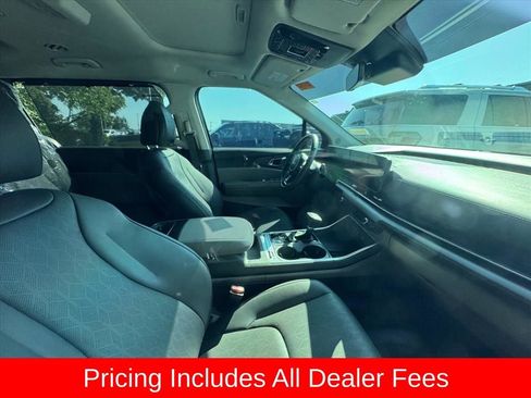 Certified 2026 Kia Carnival SX FWD image 3