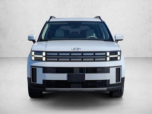 Used 2024 Hyundai Santa Fe SEL image 2