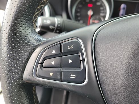 Used 2017 Mercedes-Benz CLA 250 image 23