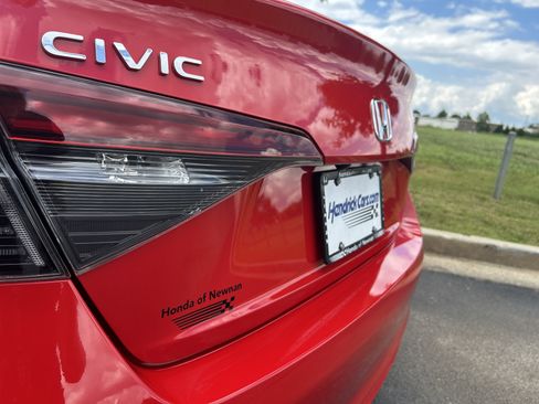 Used 2025 Honda Civic Sport image 30