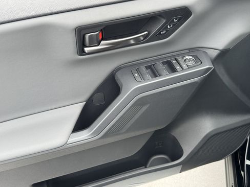 New 2026 Toyota RAV4 XSE AWD/4WD image 18