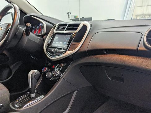 Used 2017 Chevrolet Sonic LT w/ Convenience Package FWD image 26