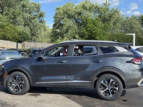 Used 2023 Kia Sportage EX AWD/4WD image 13