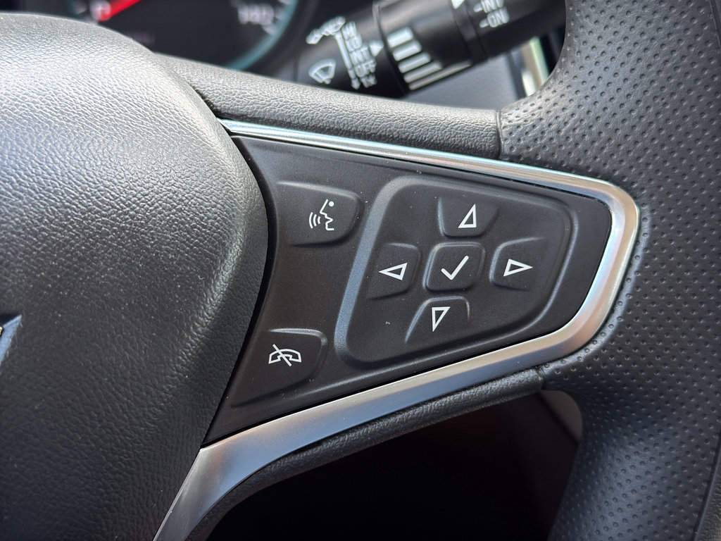 Used 2024 Chevrolet Equinox LS FWD image 17