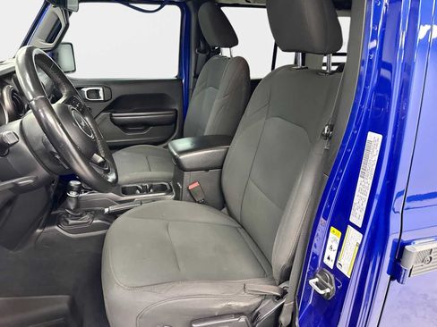 Used 2018 Jeep Wrangler Unlimited Sport S AWD/4WD image 13