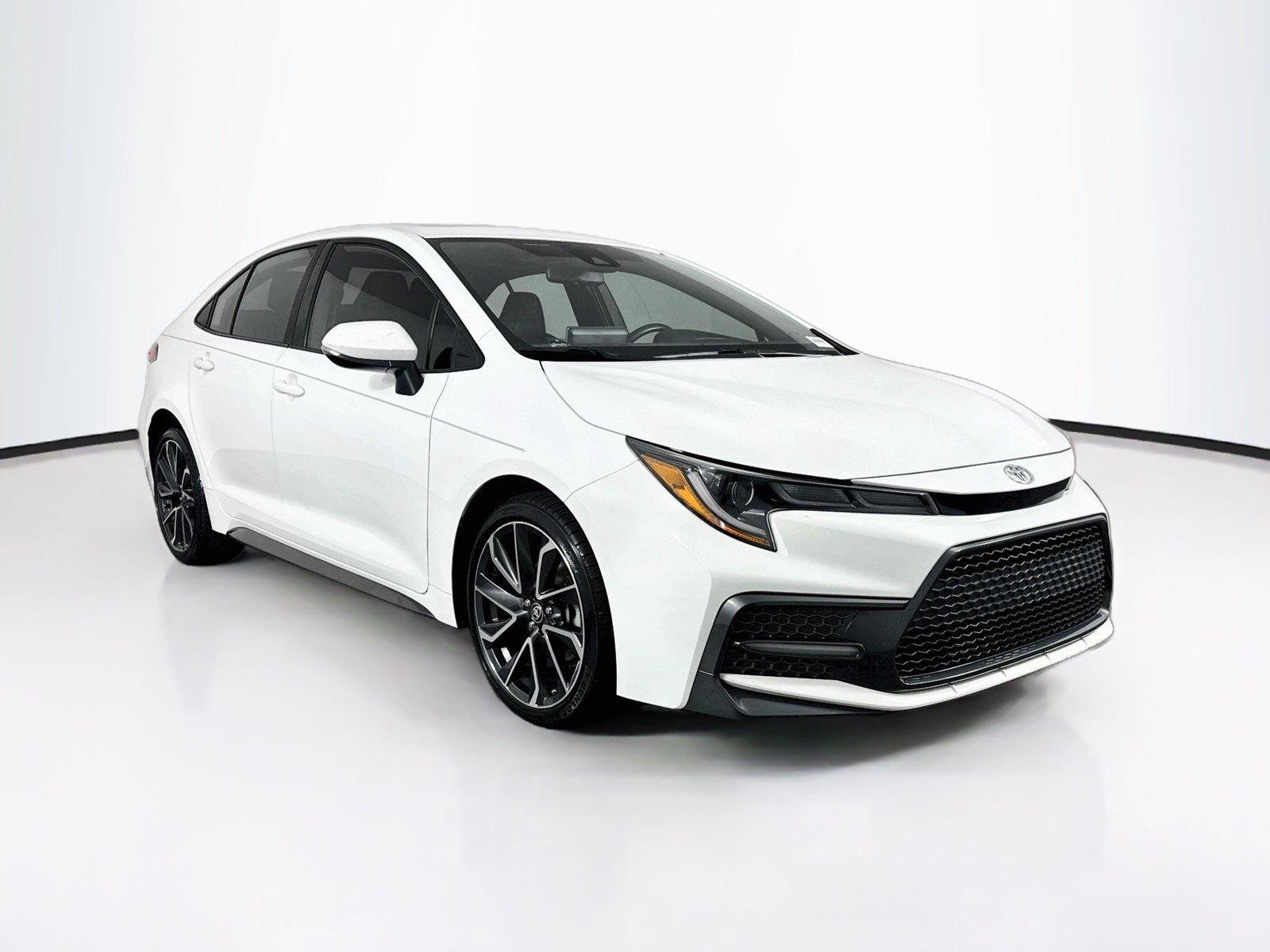 Certified 2022 Toyota Corolla XSE FWD image 9