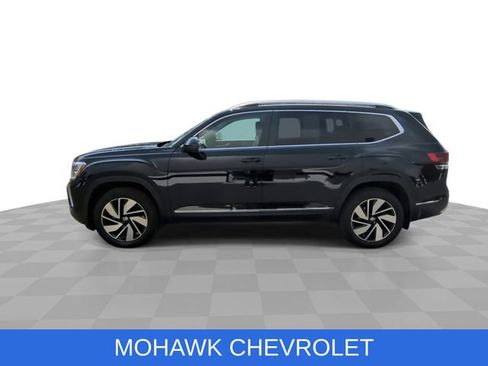 Used 2025 Volkswagen Atlas SEL image 6