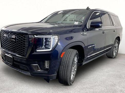 Used 2023 GMC Yukon Denali Ultimate AWD/4WD image 9