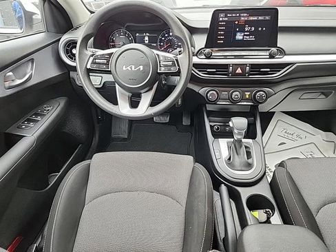 Used 2024 Kia Forte LXS image 9