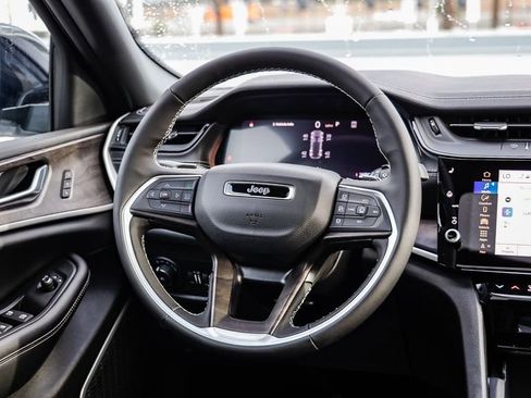 New 2026 Jeep Grand Cherokee Limited AWD/4WD image 18