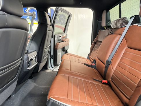 New 2026 GMC Sierra 2500 Denali Ultimate AWD/4WD image 15