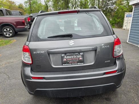 Used 2012 Suzuki SX4 AWD Hatchback image 9