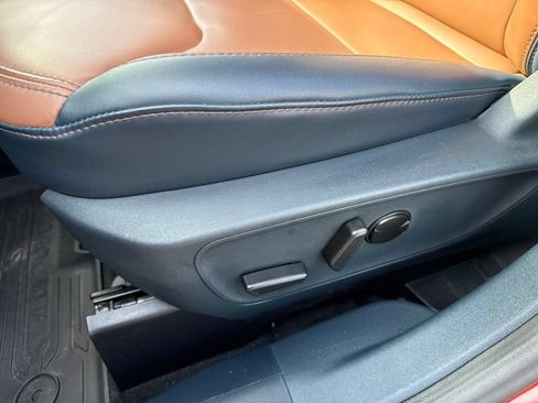Used 2024 Ford Maverick Lariat FWD image 21
