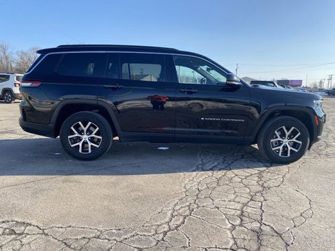 Used 2024 Jeep Grand Cherokee L Limited w/ Luxury Tech Group II image 7