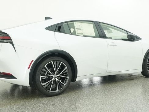 New 2026 Toyota Prius XLE FWD image 12