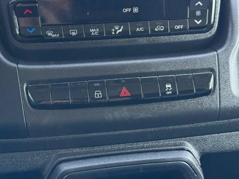 Used 2025 RAM ProMaster 2500 w/ Convenience Group FWD image 27