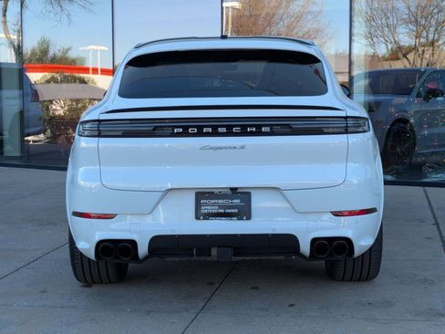 Certified 2025 Porsche Cayenne S image 10
