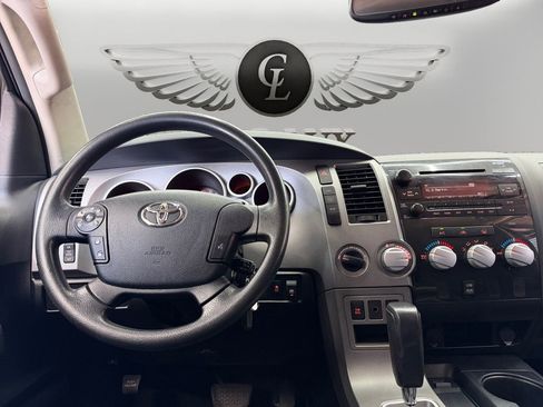 Used 2011 Toyota Tundra 4x4 CrewMax w/ TRD Off-Road Pkg image 10